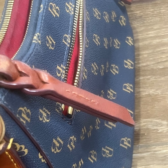 Dooney & Bourke Great Signature Kiley Small Hobo Crossbody, Navy, Leather, Zip - Picture 12 of 16